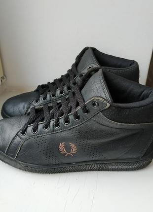 Высокие кожаные кеды кроссовки fred perry 40р. 26.5 см