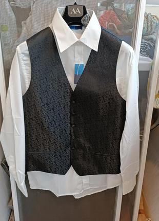 Распродаж.человечий жилет + рубашка.1 фото