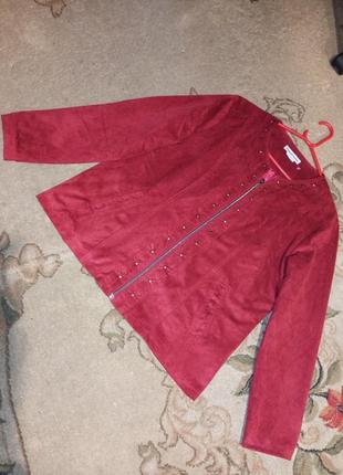 Стильная,лёгкая,вишневая куртка-ветровка-а-ля-шанель,экозамша,большого размера,atlas6 фото