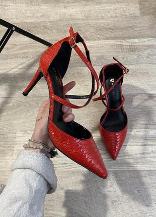 Трендовые туфли лодочки от by very