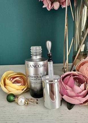 Масажний аплікатор lancome advanced genifique yeux