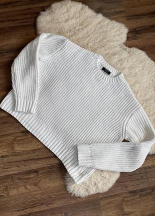 Белоснежный плюшевый свитер bershka