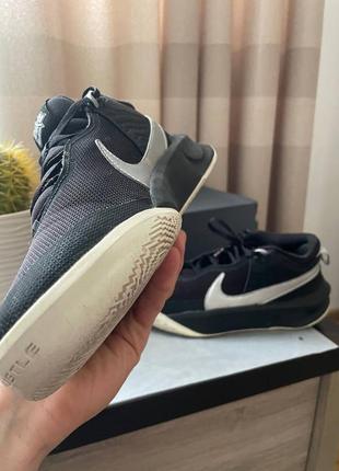 Кросівки найк  nike team hustle d 10 gs trainers зручні3 фото