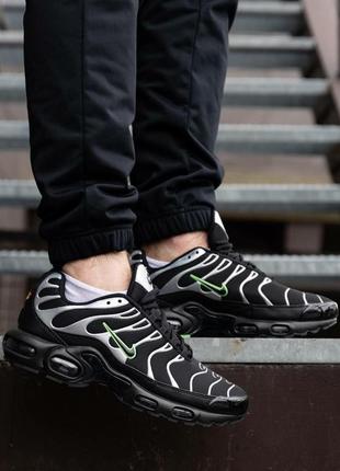 Мужские кроссовки nike air max plus tn black silver green