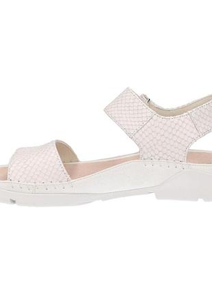 Шкіряні босоніжки clarks tri strap white