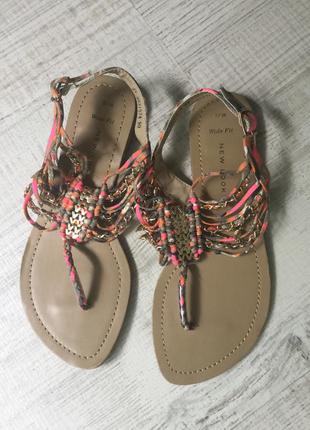 Босоножки new look