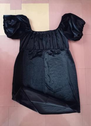 Чорне оксамитове стрейчеве плаття з відкритими плечима8 фото