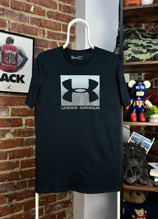 Футболка under armour