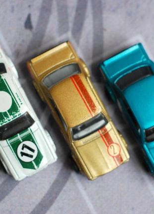 Комплект моделей hot wheels nissan skyline h/t 2000gt-r