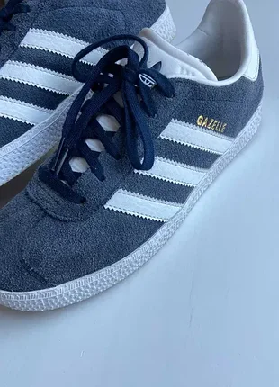 Трендові кеди adidas gazelle
