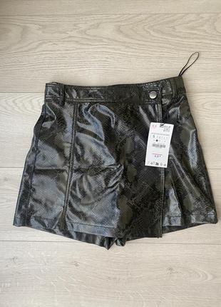 Шорти zara