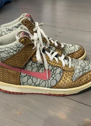 Nike high dunk premium nori desert bloom