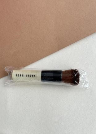 Кисть мини для тона и пудры bobbi brown full coverage face brush