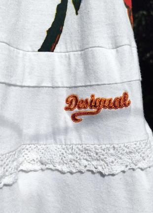 Красивое яркое белое платье с большими цветами desigual5 фото