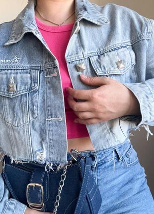 Джинсівка , джинсова куртка з потертостями кроп 🩵1 фото