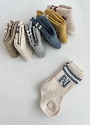 Шкарпетки в рубчик високі для малюків новонароджених 0-12 міс носки