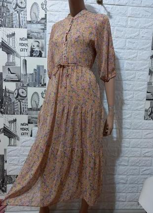Шифонова ярусна сукня міді в квітковий принт в стилі zara/ new look