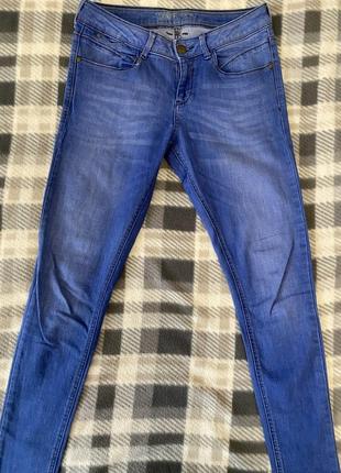 Джинси