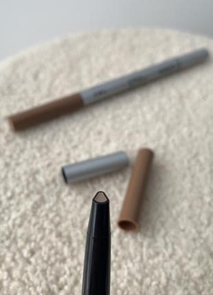 Автоматический карандаш для бровей от kiko milano eyebrow sculpt automatic pencil6 фото