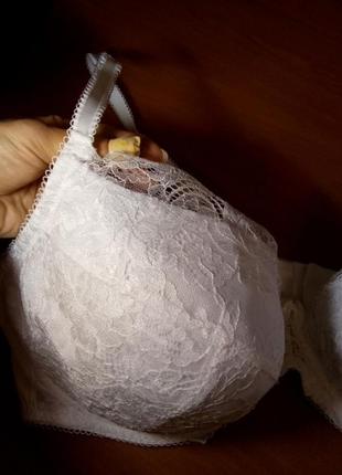 Бюстгальтер