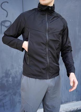 Чоловіча легка весняна чорна куртка вітровка люкс якості з потайним капюшоном плащівка нейлон