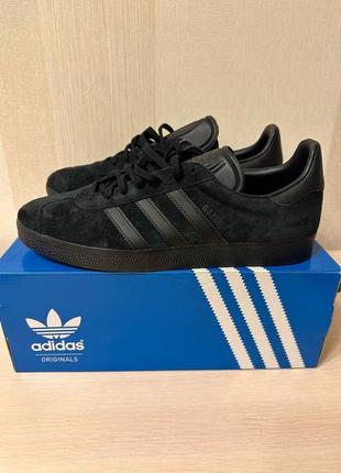 Кроссовки adidas gazelle