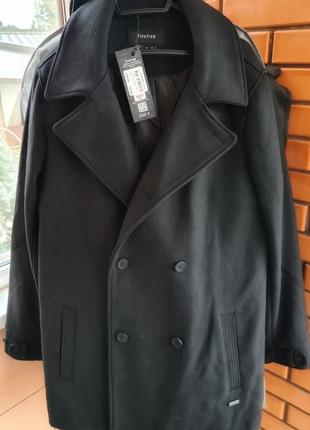 Пальто мужское укороченое