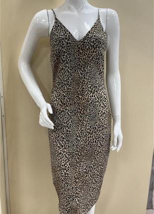 Леопардовое платье миди3 фото