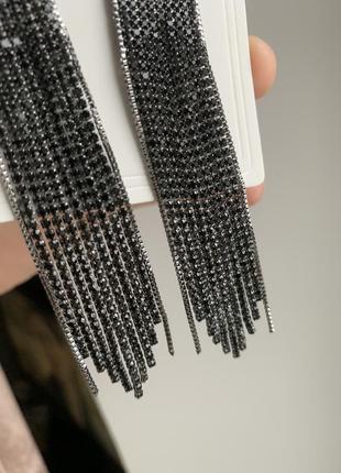 Сережки довгі блискучі доріжки з чорним камінням6 фото