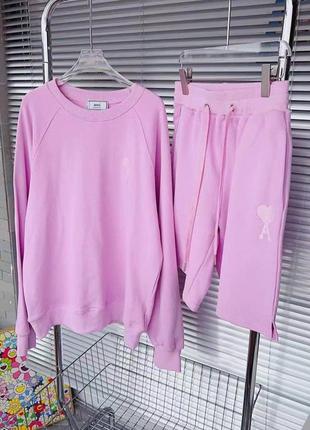 Костюм у стилі fendi