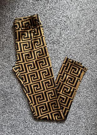Женские брюки с леггинсами с геометрическим принтом2 фото