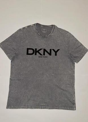 Футболка dkny