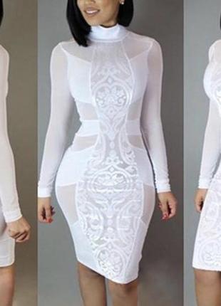 Платье миди белое прозрачное в некоторых местах, спереди ажурная вставка, сзади молния, размер с