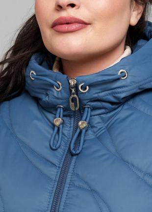Женская куртка прямого силуэта на тинсулейте на молнии 48, 50, 52, 54, 56, 58 р джинсового цвета4 фото