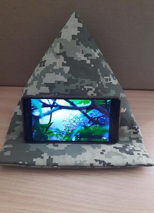 Підставка під телефон.