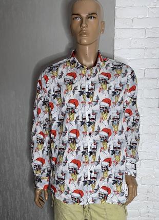 Готическая хлопковая рубашка в новогодний принт рубашка с черепами новогодняя тематика joe browns, xl