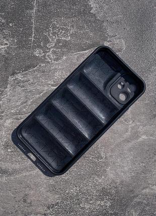 Силиконовый спортивный черный чехол пуховик nike puffer лого на айфон iphone 11/12/134 фото
