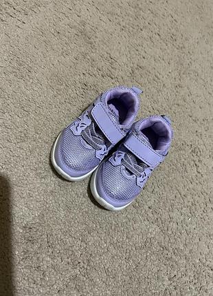 Кросівки дитячі