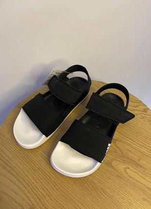 Босоножки adidas adilette, оригинал3 фото