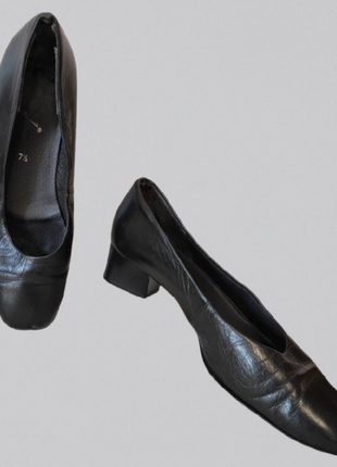 Кожаные, удобные туфли от бренда gabor