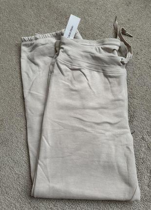 Женские брюки calvin klein