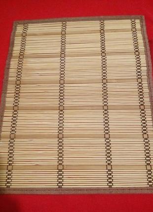Підставка, бамбуковий килимок.1 фото