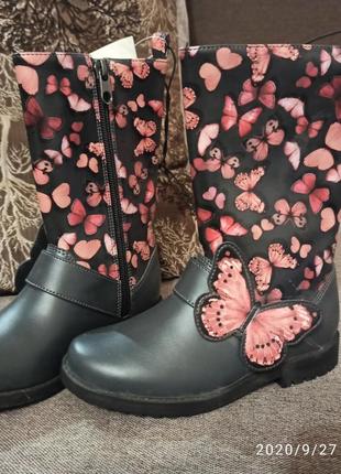 Чотопи сапоги для дівчинки у метелики на замку демісезонні утеплені h&m