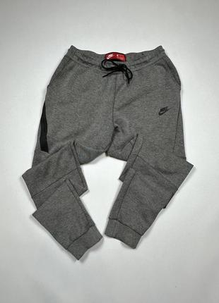 Спортивные штаны nike tech fleece1 фото