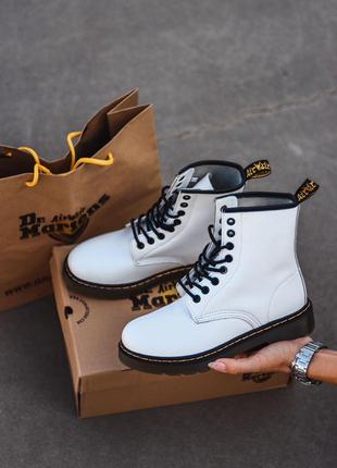 Ботинки доктор мартинс белые демисезон dr martens 1460