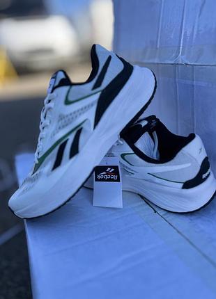 Кроссовки reebok