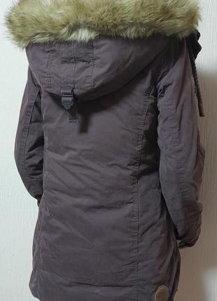 Неймовірна зимова куртка на хутрі сливового кольору німецького бренда naketano, 💯 оригінал8 фото