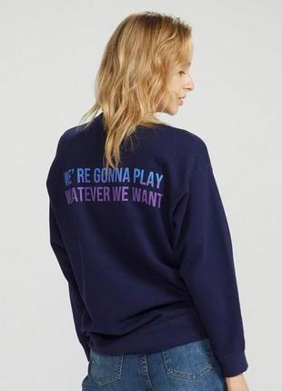 Свитшот коллекция in movies от uniqlo