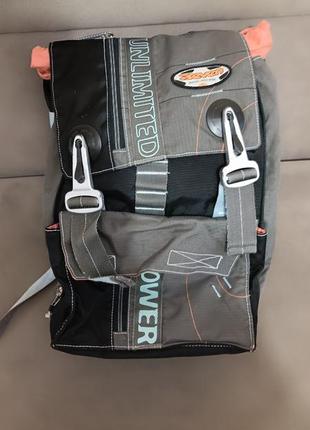 Большой вместительный рюкзак