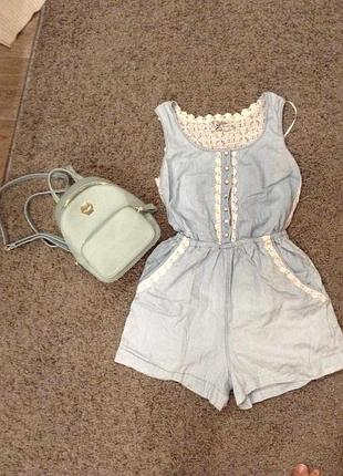 Летний комбинезон denim с кружевной спинкой